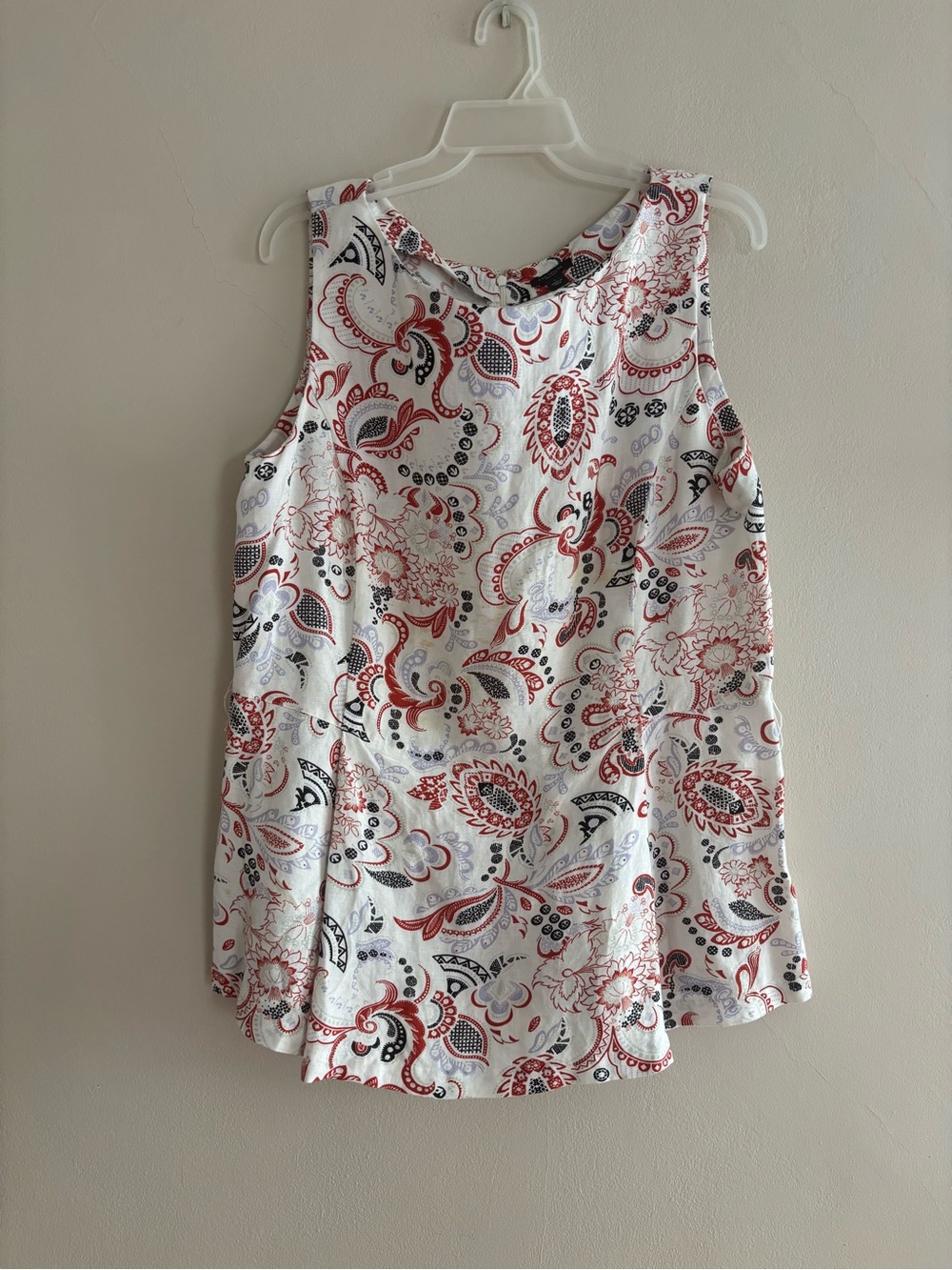 Ann Taylor Factory White Sleeveless Tank with Rust and Black Paisley Print